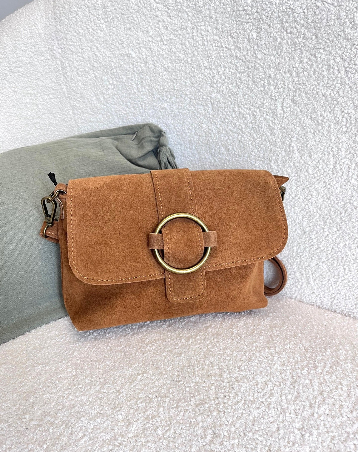 Sac bandoulière en croûte de cuir - 3 coloris – Neuf