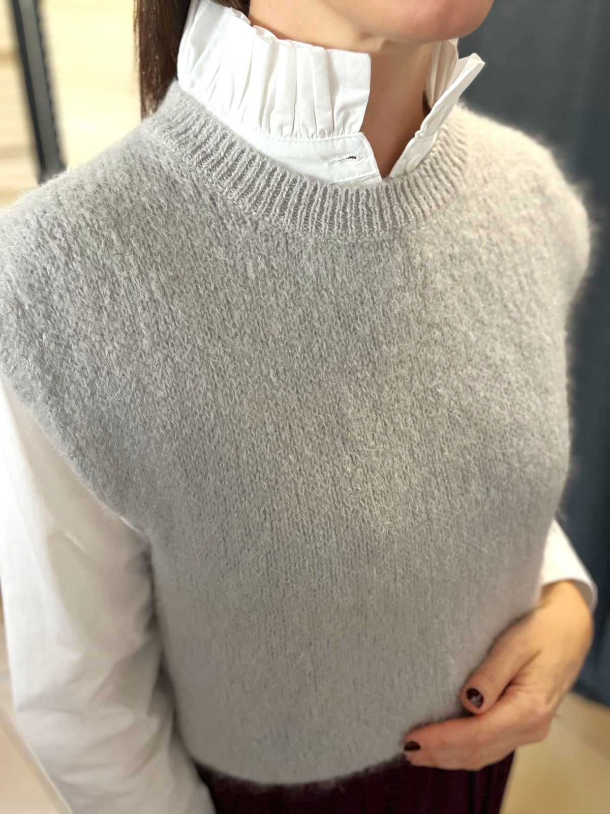 Pull sans manche gris perle MAELYS – Seconde main