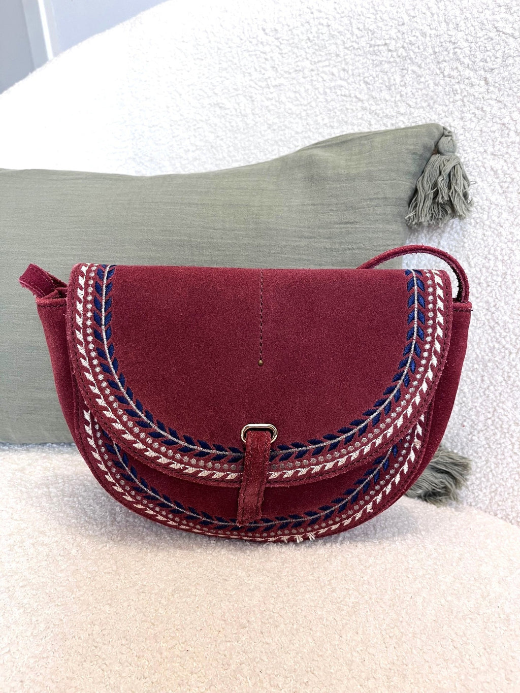 Sac bandoulière cuir bordeaux PETITE MENDIGOTE – Seconde main