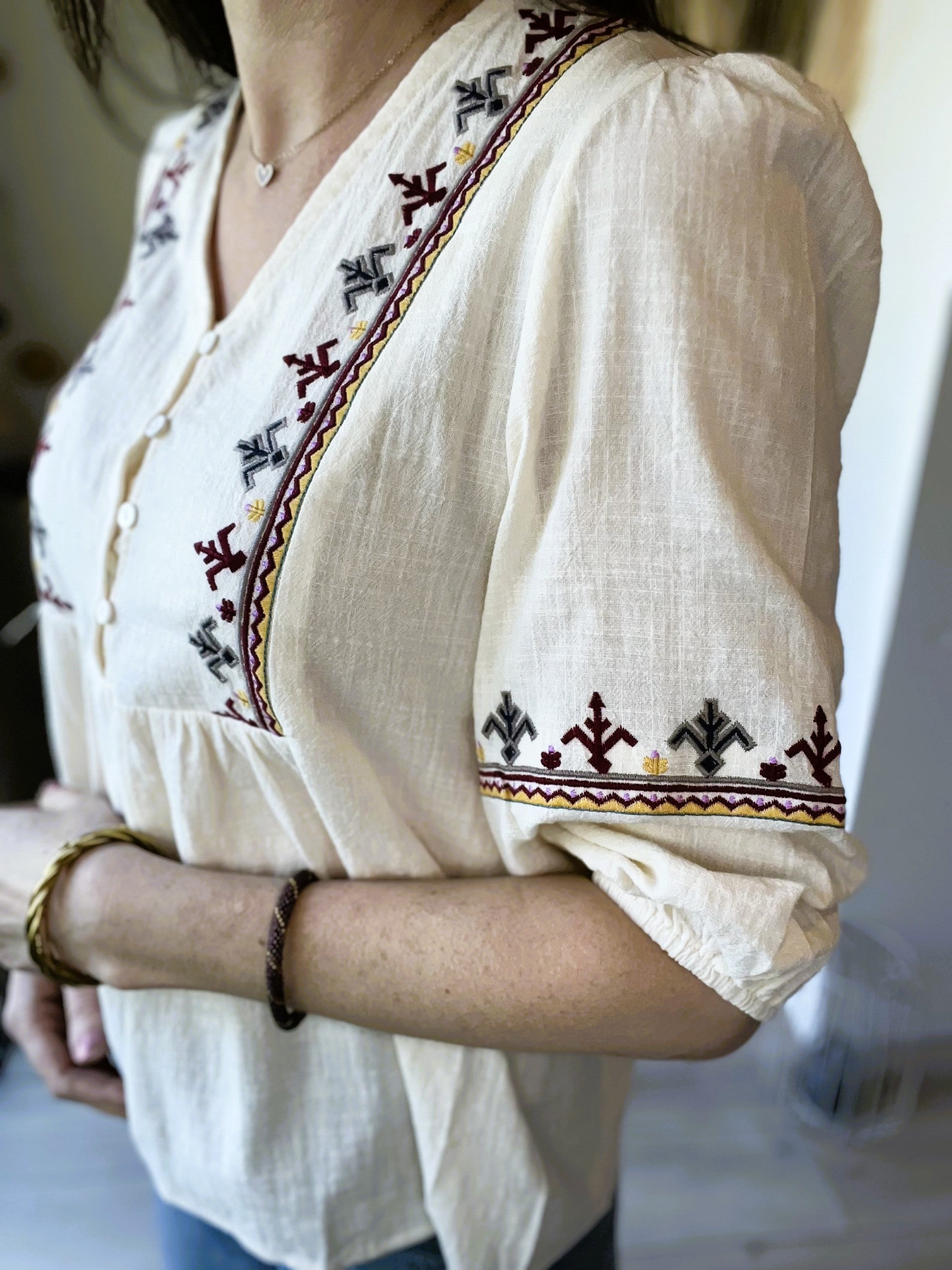 Blouse ecru manches courtes Emmanuelle - Neuve