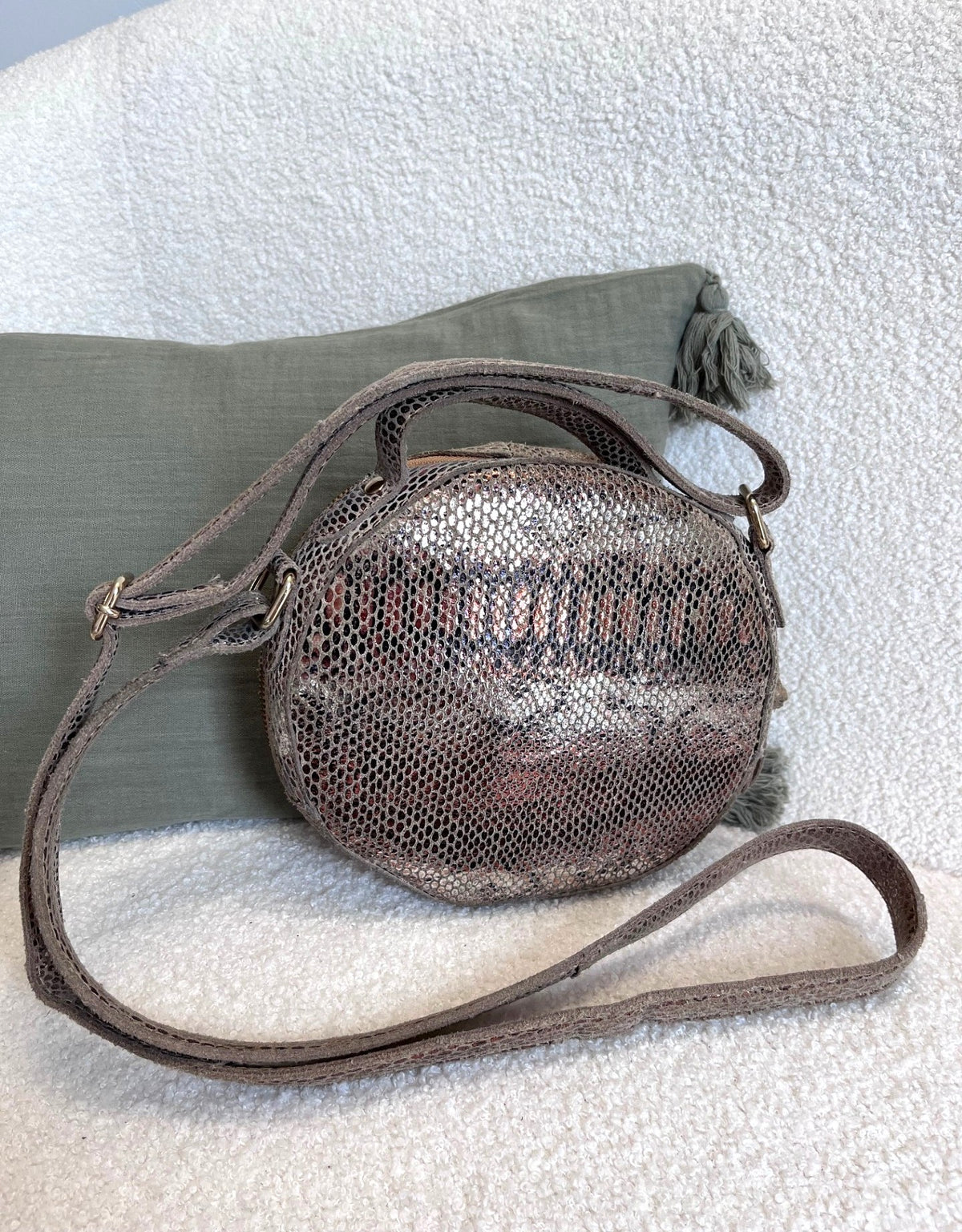 Sac rond en cuir effet python PIECES – Seconde main