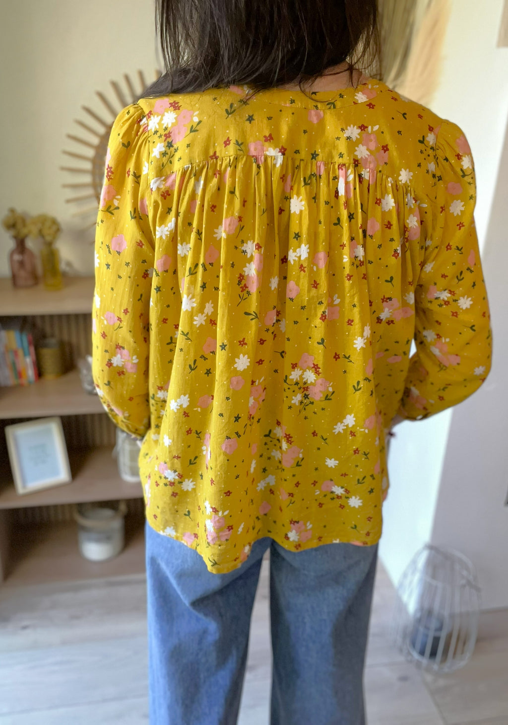 Blouse fleurie jaune DES PETITS HAUTS taille S - Seconde main