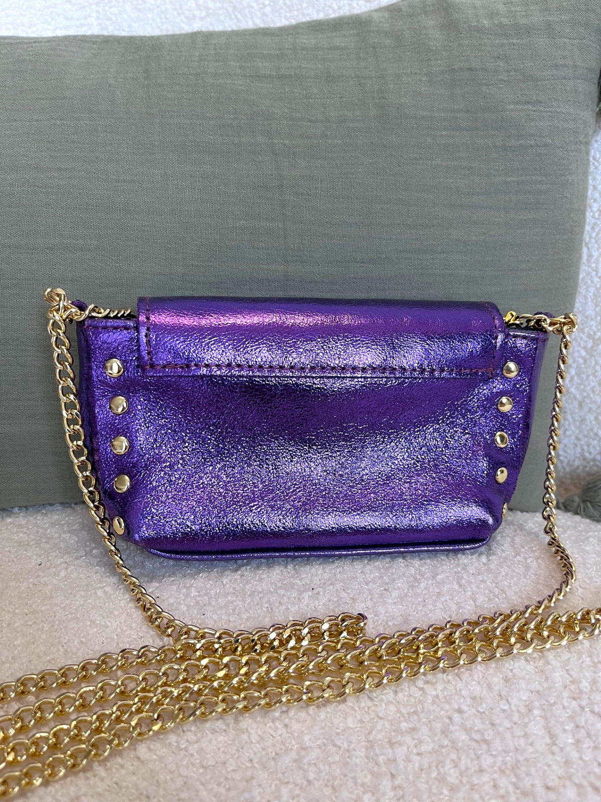 Petit sac bandoulière en cuir irisé violet - Seconde main
