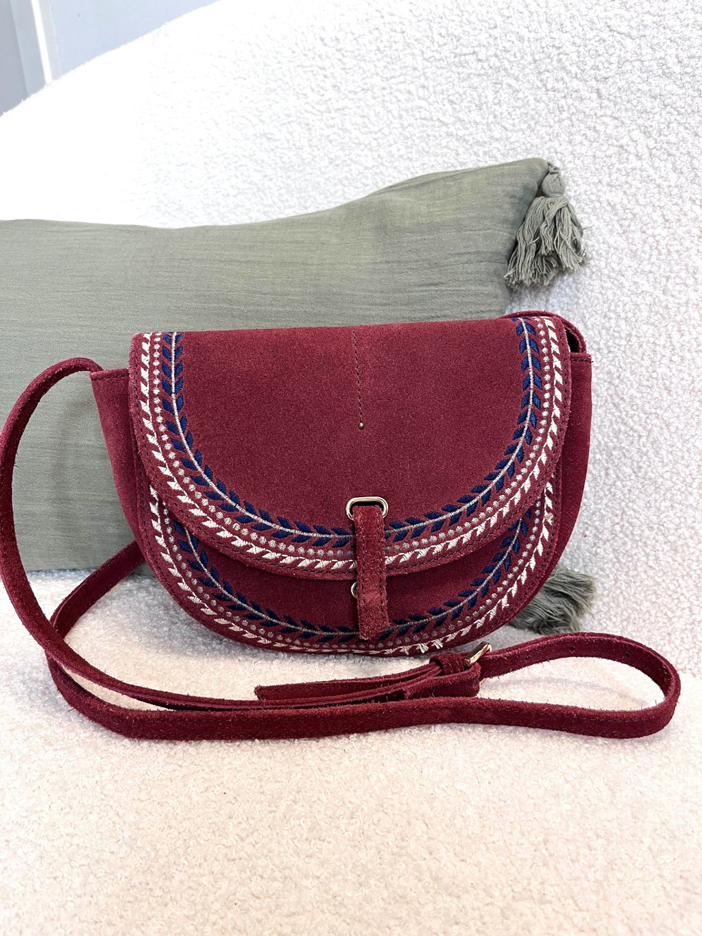 Sac bandoulière cuir bordeaux PETITE MENDIGOTE – Seconde main