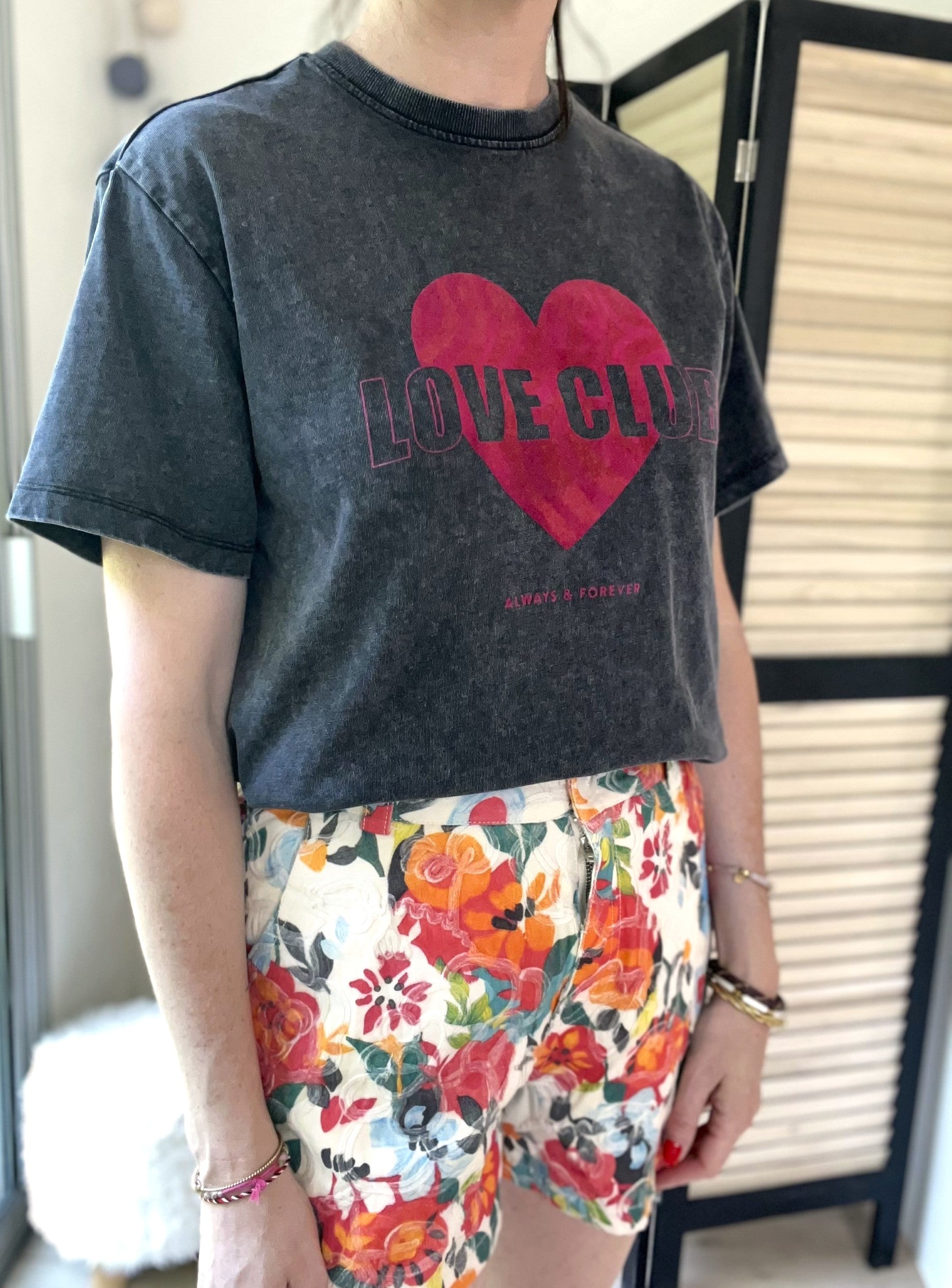 T-shirt gris délavé Love Club - taille - PIECES - Seconde main