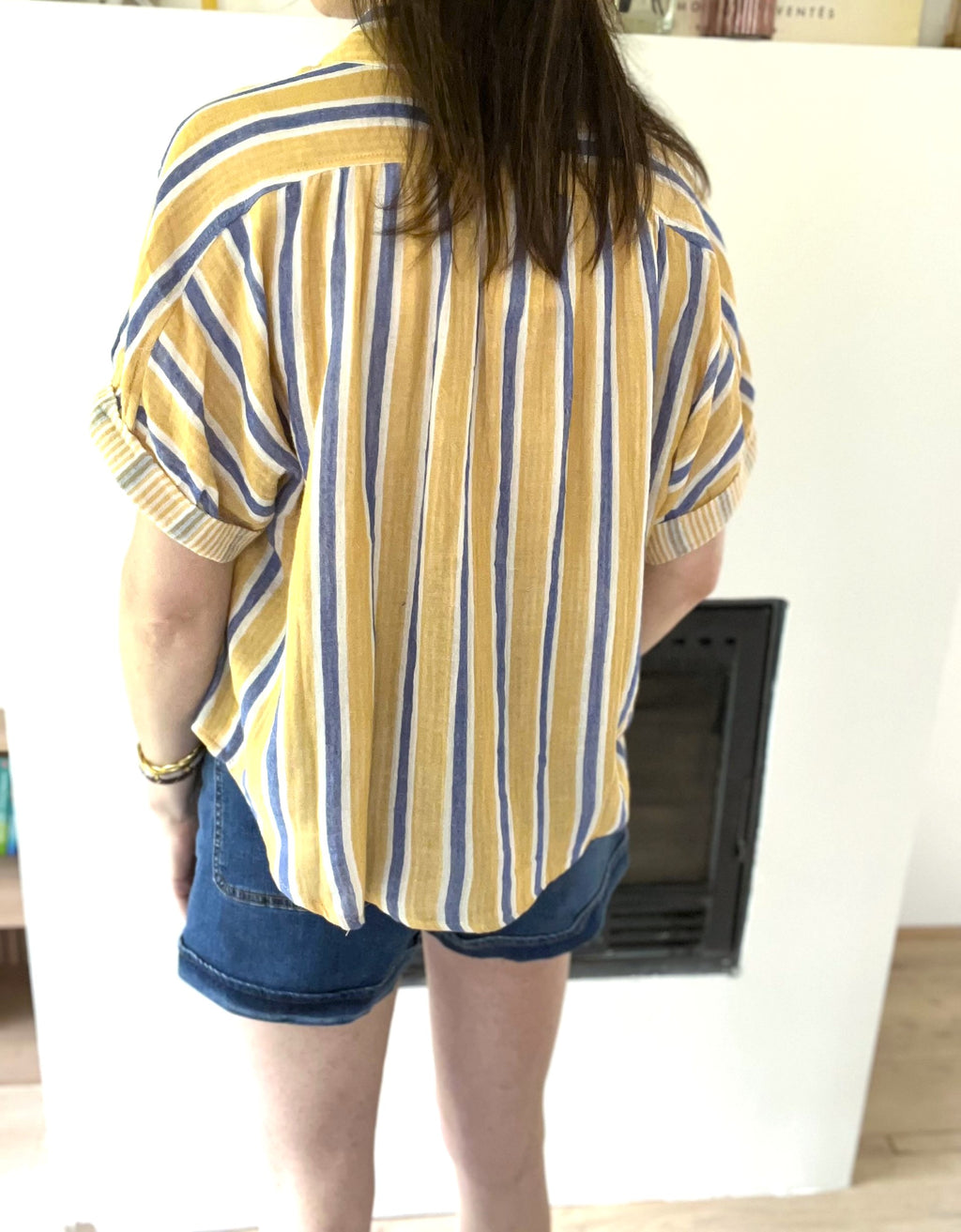 Top en gaze de coton rayé jaune et bleu col chemise THE KORNER - Neuf
