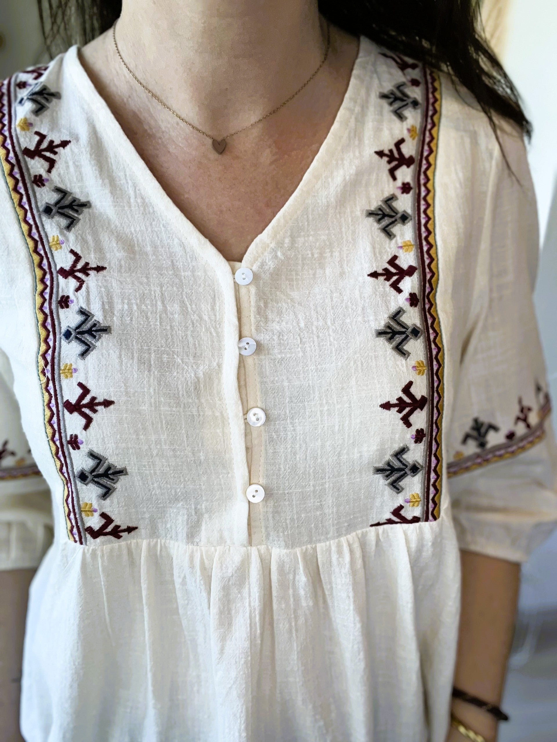 Blouse ecru manches courtes Emmanuelle - Neuve