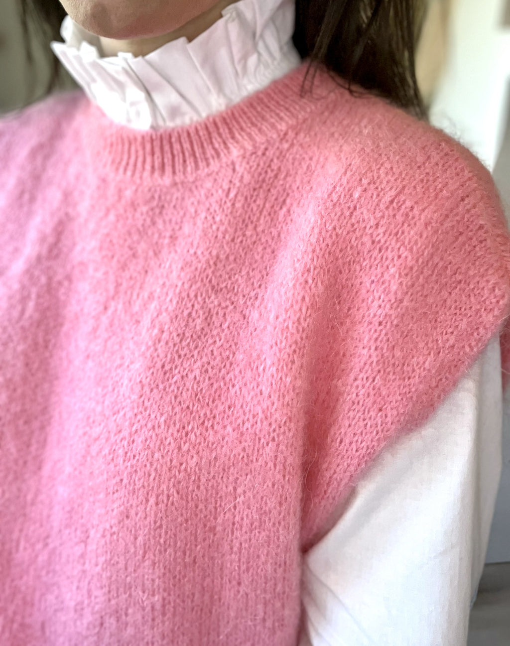 Pull sans manche mohair rose Anne - Neuf